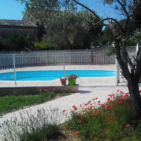 بيت للعطل Maison Gardoise *